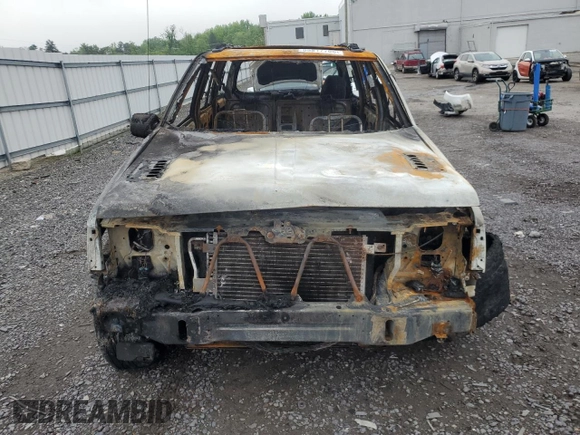 1998 Jeep Grand Cherokee Limited z VIN 1J4GZ88ZXWC255195, wystawiony jako Copart lot #55817705 z przebiegiem Nie podano mil oraz Nie do naprawy • Non repairable. Historia ofert i sprzedaży dostępna na DreamBid. Obrazek 5.
