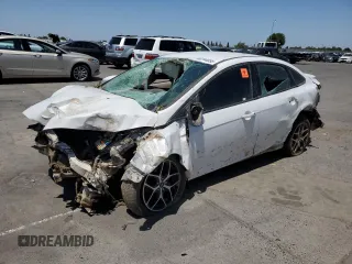2016 Ford Focus SE z VIN 1FADP3F24GL282620, wystawiony jako Copart lot #60744055 z przebiegiem 137 958 mil mil oraz Nie do naprawy • Non repairable. Historia ofert i sprzedaży dostępna na DreamBid. Obrazek 1.