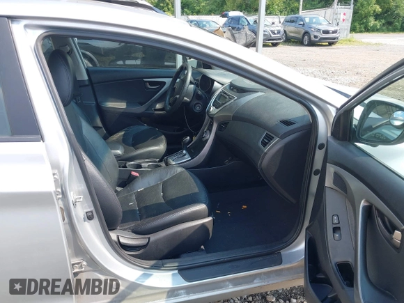 2013 Hyundai Elantra Limited with VIN 5NPDH4AE9DH152427, listed as a IAAI auction lot 40043156 with 130,024 mi miles and . Bid and sale history available at DreamBid. Image 5.