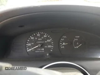 1996 Nissan Sentra XE z VIN 3N1AB41DXTL004753, wystawiony jako Copart lot #47585125 z przebiegiem 239 957 mil mil oraz Szkoda całkowita • Salvage title. Historia ofert i sprzedaży dostępna na DreamBid. Obrazek 9.