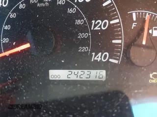2005 Toyota Camry LE with VIN 4T1BF32K25U603812, listed as a IAAI auction lot 41740671 with 242,316 mi miles and . Bid and sale history available at DreamBid. Image 7.