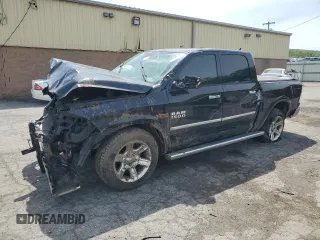 2015 Ram 1500 Laramie Limited z VIN 1C6RR7PM5FS539118, wystawiony jako Copart lot #58358625 z przebiegiem 203 064 mil mil oraz Szkoda całkowita • Salvage title. Historia ofert i sprzedaży dostępna na DreamBid. Obrazek 1.