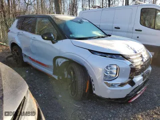 2023 Mitsubishi Outlander SE with VIN JA4J4UA86PZ053130, listed as a Copart auction lot 87688755 with 7,777 mi miles and Salvage Title. Bid and sale history available at carsss.com. Image 4.