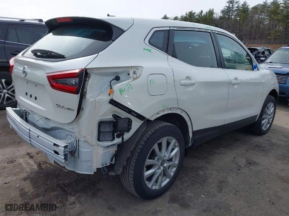 2020 Nissan Rogue Sport S with VIN JN1BJ1CW2LW649704, listed as a IAAI auction lot 41757277 with 19,231 mi miles. Bid and sale history available at carsss.com. Image 4.