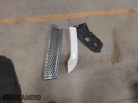 2022 Toyota 4Runner SR5 Premium с VIN JTENU5JR1N6056873, выставлен на аукционе IAAI как лот 42060542 с пробегом 41 883 миль миль и . История ставок и продаж доступна на DreamBid. Изображение 12.