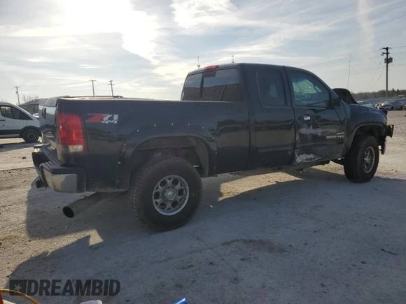 2007 GMC Sierra 2500HD SLT z VIN 1GTHK29677E571403, wystawiony jako Copart lot #48120324 z przebiegiem 252 861 mil mil oraz Szkoda całkowita • Salvage title. Historia ofert i sprzedaży dostępna na DreamBid. Obrazek 3.
