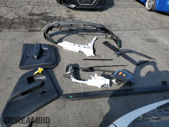 2024 Hyundai Kona Essential with VIN KM8HA3AB1RU098555, listed as a Copart auction lot 73239244 with 9,697 mi miles and Salvage Title. Bid and sale history available at DreamBid. Image 12.