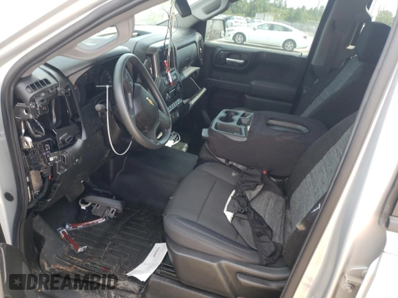 2020 Chevrolet Silverado 1500 Work Truck with VIN 1GCRWAEF3LZ134686, listed as a Copart auction lot 48921212 with 8,432 mi miles and Salvage Title. Bid and sale history available at DreamBid. Image 5.
