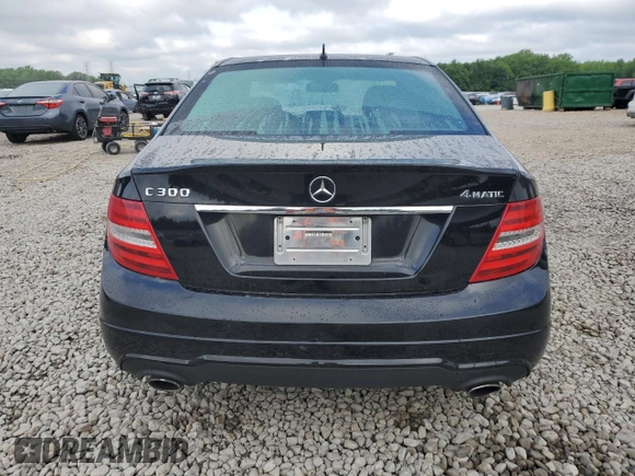 2013 Mercedes-Benz C 300 Sport z VIN WDDGF8AB6DA834789, wystawiony jako Copart lot #56175185 z przebiegiem 142 324 mil mil oraz Szkoda całkowita • Salvage title. Historia ofert i sprzedaży dostępna na DreamBid. Obrazek 6.