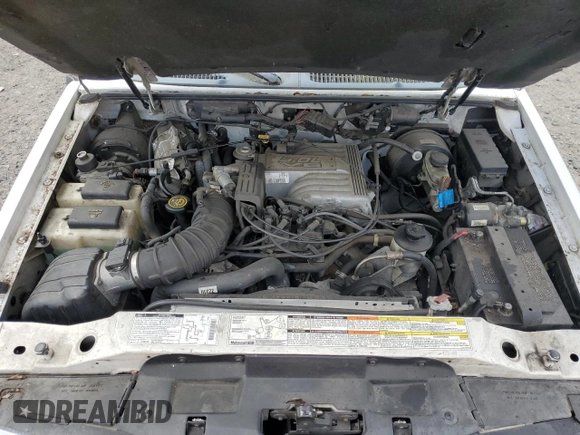 1997 Ford Explorer XLT z VIN 1FMDU35P9VZC22385, wystawiony jako Copart lot #53988855 z przebiegiem 225 597 mil mil oraz Szkoda całkowita • Salvage title. Historia ofert i sprzedaży dostępna na DreamBid. Obrazek 12.
