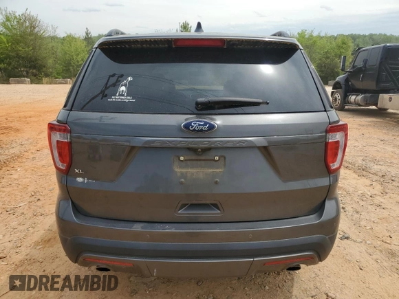 2017 Ford Explorer XLT with VIN 1FM5K7D81HGD62121, listed as a Copart auction lot 53132825 with 63,050 mi miles and Salvage title. Bid and sale history available at DreamBid. Image 6.