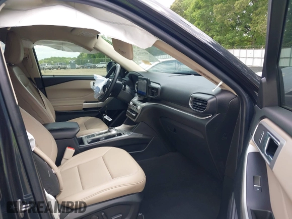 2022 Ford Explorer XLT с VIN 1FMSK7DH7NGB16544, выставлен на аукционе IAAI как лот 41549125 с пробегом 48 757 миль миль и . История ставок и продаж доступна на DreamBid. Изображение 5.