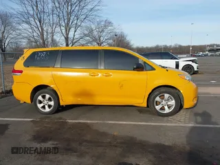 2012 Toyota Sienna with VIN 5TDZK3DC3CS221892, listed as a IAAI auction lot 41525521 with 280,477 mi miles. Bid and sale history available at carsss.com. Image 13.