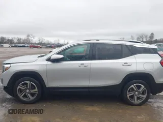 2021 GMC Terrain SLT with VIN 3GKALVEV2ML332953, listed as a IAAI auction lot 41112119 with 84,344 mi miles and . Bid and sale history available at carsss.com. Image 14.
