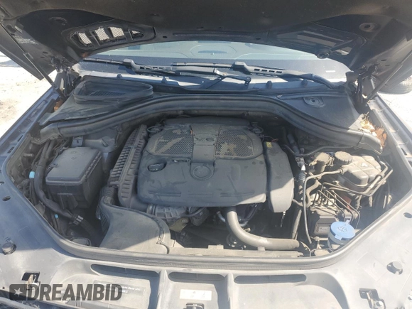 2017 Mercedes-Benz GLE 350 z VIN 4JGDA5JB4HA869245, wystawiony jako Copart lot #57169465 z przebiegiem 106 136 mil mil oraz Szkoda całkowita • Salvage title. Historia ofert i sprzedaży dostępna na DreamBid. Obrazek 12.