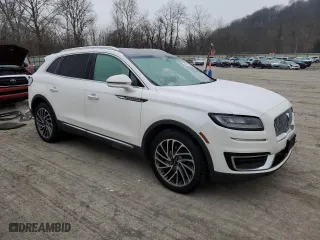 2019 Lincoln Nautilus Reserve with VIN 2LMPJ8L98KBL56721, listed as a Copart auction lot 44970305 with 72,804 mi miles and Salvage Title. Bid and sale history available at carsss.com. Image 4.