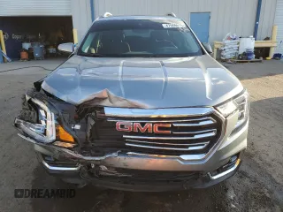 2023 GMC Terrain SLT z VIN 3GKALVEGXPL144266, wystawiony jako Copart lot #47568015 z przebiegiem 30 084 mil mil oraz Szkoda całkowita • Salvage title. Historia ofert i sprzedaży dostępna na DreamBid. Obrazek 5.