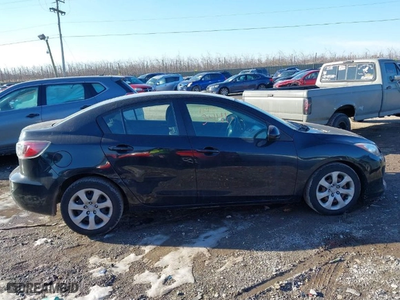 2012 Mazda Mazda3 i Sport with VIN JM1BL1UG0C1562041, listed as a IAAI auction lot 41453441 with NaN miles. Bid and sale history available at carsss.com. Image 13.