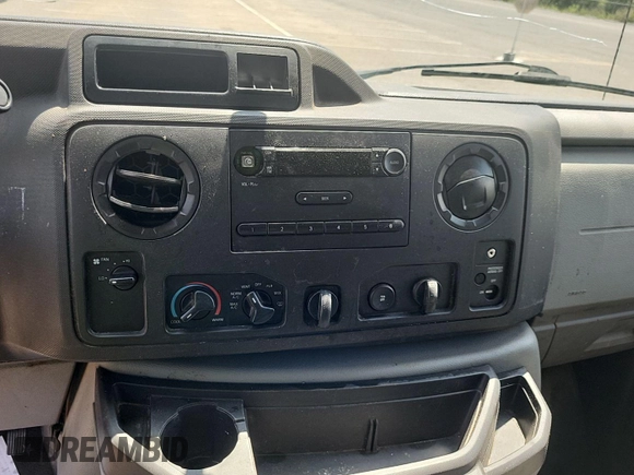2014 Ford Econoline Cargo Commercial with VIN 1FTNE2EW0EDA53278, listed as a IAAI auction lot 42854412 with 188,803 mi miles and . Bid and sale history available at DreamBid. Image 27.