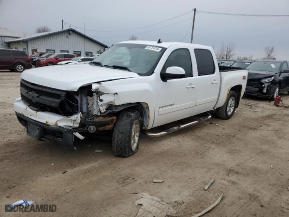 2007 Chevrolet Silverado 1500 LT w/1LT with VIN 3GCEK13377G504062, listed as a Copart auction lot 43731815 with 0 mi miles and Salvage Title. Bid and sale history available at carsss.com. Image 1.