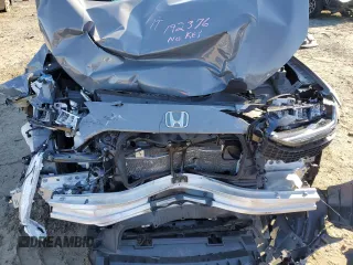 2024 Honda HR-V Sport with VIN 3CZRZ2H56RM772452, listed as a Copart auction lot 85646414 with 8,848 mi miles and Salvage Title. Bid and sale history available at carsss.com. Image 14.