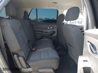 2018 Chevrolet Traverse LT Cloth with VIN 1GNERGKW1JJ170280, listed as a IAAI auction lot 42021923 with 111,742 mi miles. Bid and sale history available at carsss.com. Image 8.