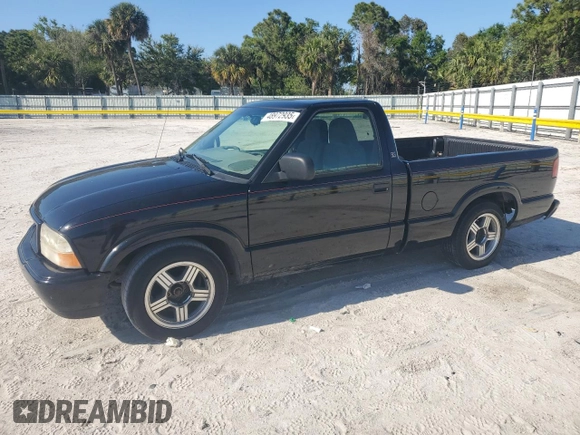 2000 GMC Sonoma SLS w/1SE Pkg with VIN 1GTCS1458Y8307612, listed as a Copart auction lot 48972935 with 170,529 mi miles and Salvage Title. Bid and sale history available at carsss.com. Image 1.