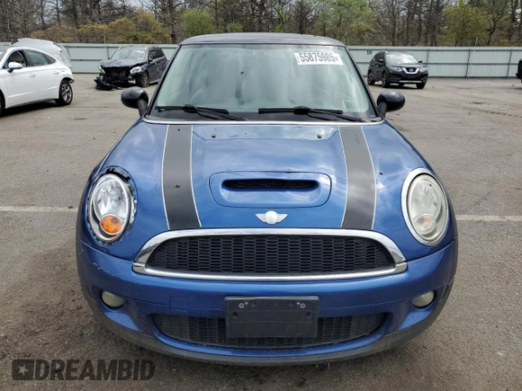 2007 MINI Hardtop S with VIN WMWMF735X7TL89784, listed as a Copart auction lot 55875985 with 98,380 mi miles and Clean Title. Bid and sale history available at DreamBid. Image 5.