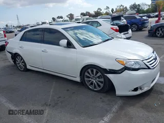 2011 Toyota Avalon with VIN 4T1BK3DB5BU403902, listed as a IAAI auction lot 41472945 with 175,685 mi miles and . Bid and sale history available at DreamBid. Image 13.
