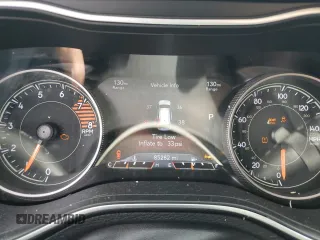2019 Jeep Cherokee Limited with VIN 1C4PJLDX4KD273247, listed as a Copart auction lot 54230035 with 85,282 mi miles and Salvage title. Bid and sale history available at DreamBid. Image 9.