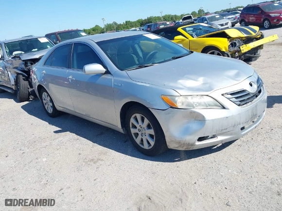 2008 Toyota Camry Hybrid with VIN 4T1BB46K68U045592, listed as a IAAI auction lot 42063223 with 189,302 mi miles. Bid and sale history available at carsss.com. Image 1.