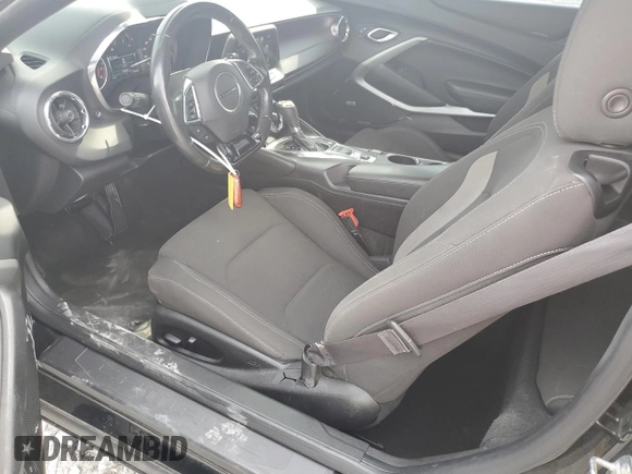 2017 Chevrolet Camaro 1LT z VIN 1G1FB1RX3H0170559, wystawiony jako Copart lot #55655385 z przebiegiem 155 566 mil mil oraz Szkoda całkowita • Salvage title. Historia ofert i sprzedaży dostępna na DreamBid. Obrazek 7.