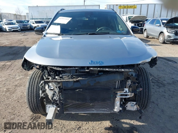 2023 Jeep Compass Latitude Lux с VIN 3C4NJDFNXPT502492, выставлен на аукционе IAAI как лот 41597253 с пробегом 18 747 миль миль и . История ставок и продаж доступна на DreamBid. Изображение 12.