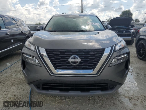 2022 Nissan Rogue SV with VIN JN8BT3BB4NW335769, listed as a Copart auction lot 73807614 with 3,997 mi miles and Salvage Title. Bid and sale history available at DreamBid. Image 5.