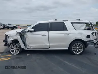 2019 Ford Expedition Max Platinum with VIN 1FMJK1LT3KEA56753, listed as a IAAI auction lot 42247331 with 73,909 mi miles and . Bid and sale history available at DreamBid. Image 15.