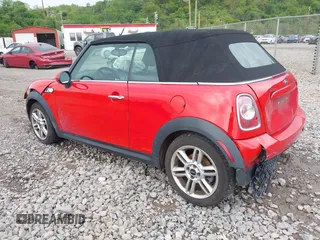 2014 MINI Convertible S с VIN WMWZP3C52ET706272, выставлен на аукционе IAAI как лот 42198277 с пробегом 40 372 миль миль и . История ставок и продаж доступна на DreamBid. Изображение 3.