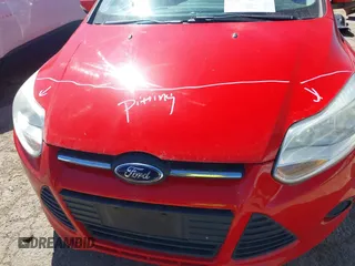 2014 Ford Focus SE with VIN 1FADP3K28EL265726, listed as a IAAI auction lot 41761931 with 86,740 mi miles. Bid and sale history available at carsss.com. Image 13.