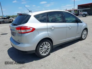 2018 Ford C-Max SE z VIN 1FADP5AU1JL104191, wystawiony jako IAAI lot #42153994 z przebiegiem 132 413 mil mil oraz . Historia ofert i sprzedaży dostępna na DreamBid. Obrazek 4.