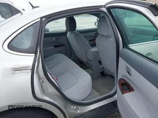2007 Buick LaCrosse CX with VIN 2G4WC582771131358, listed as a IAAI auction lot 42231899 with 111,437 mi miles and . Bid and sale history available at DreamBid. Image 8.