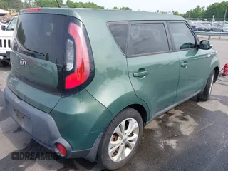 2014 Kia Soul + z VIN KNDJP3A50E7058037, wystawiony jako IAAI lot #42091873 z przebiegiem 113 754 mil mil oraz . Historia ofert i sprzedaży dostępna na DreamBid. Obrazek 4.