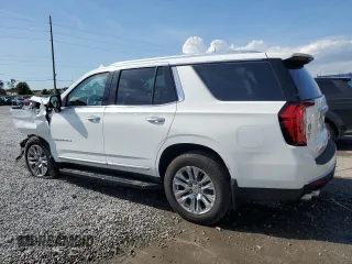 2024 GMC Yukon Denali with VIN 1GKS2DKL9RR135136, listed as a Copart auction lot 50688575 with 4,077 mi miles and Salvage Title. Bid and sale history available at carsss.com. Image 2.