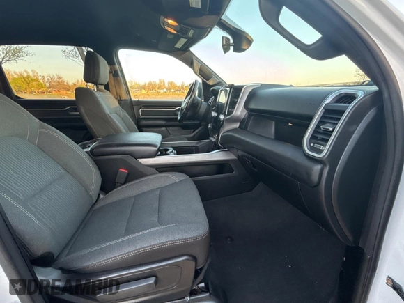 2020 Ram 1500 Big Horn with VIN 1C6SRFFT9LN388444, listed as a Copart auction lot 52460535 with 60,935 mi miles and Clean Title. Bid and sale history available at carsss.com. Image 5.