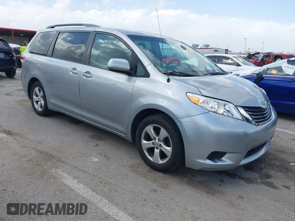 2014 Toyota Sienna LE AAS with VIN 5TDKK3DC2ES440251, listed as a IAAI auction lot 41803952 with 88,691 mi miles. Bid and sale history available at carsss.com. Image 1.
