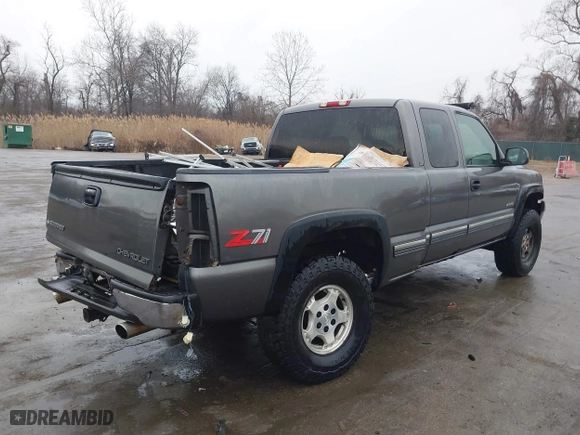 2000 Chevrolet Silverado 1500 LS with VIN 1GCEK19T6YE274790, listed as a IAAI auction lot 41560358 with 244,940 mi miles. Bid and sale history available at carsss.com. Image 4.