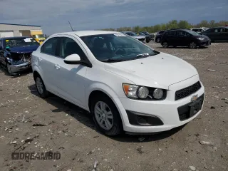 2015 Chevrolet Sonic LT with VIN 1G1JC5SH3F4150318, listed as a Copart auction lot 53275075 with 117,402 mi miles and Salvage Title. Bid and sale history available at DreamBid. Image 4.