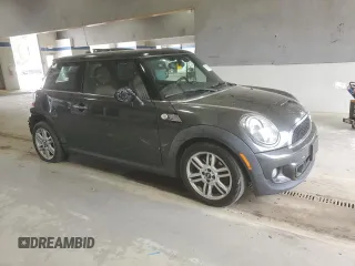 2013 MINI Hardtop S with VIN WMWSV3C57DT396593, listed as a Copart auction lot 53610125 with 116,193 mi miles and Salvage Title. Bid and sale history available at DreamBid. Image 4.
