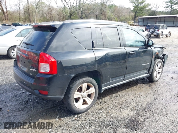 2012 Jeep Compass Latitude with VIN 1C4NJCEB3CD602600, listed as a IAAI auction lot 41567361 with 181,847 mi miles. Bid and sale history available at carsss.com. Image 4.