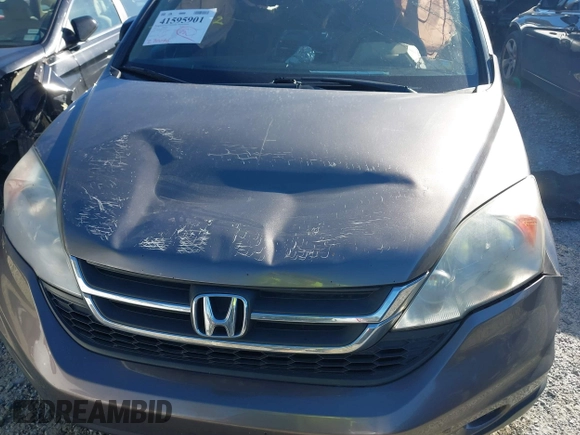 2011 Honda CR-V SE with VIN 5J6RE4H48BL102584, listed as a IAAI auction lot 41595901 with 270,046 mi miles. Bid and sale history available at carsss.com. Image 6.