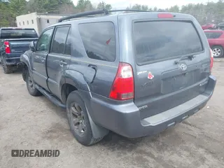 2007 Toyota 4Runner SR5 with VIN JTEZU14R970084450, listed as a IAAI auction lot 42048738 with 246,699 mi miles. Bid and sale history available at carsss.com. Image 3.