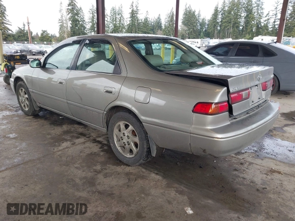 1998 Toyota Camry LE z VIN JT2BF28K1W0109514, wystawiony jako IAAI lot #41610102 z przebiegiem 161 266 mil mil oraz . Historia ofert i sprzedaży dostępna na DreamBid. Obrazek 3.